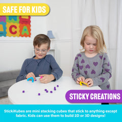 Easy cleanup of StickiKubes after play with water and soap