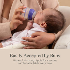 Lansinoh NaturalWave nipple XS extra slow flow focuses on a baby-led feeding.