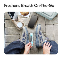 Listerine On-The-Go Oral Rinse Mint packet provides fast mouth refresh.