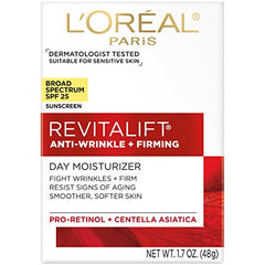 L’Oréal Paris Revitalift SPF25 cream texture close-up shows lightweight, non-greasy hydration.