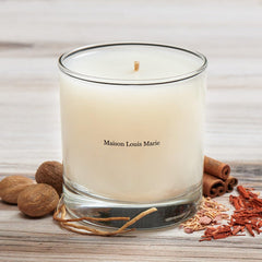 Maison Louis Marie No.04 Bois de Balincourt close-up reveals sandalwood and vetiver aroma.