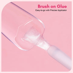 Makartt Quick Nail Glue quick-dry action stabilizes nails in seconds.