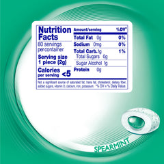 Mentos Pure Fresh spearmint gum piece closeup with lasting flavor