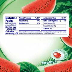 MENTOS Pure Fresh Watermelon gum piece delivers a watermelon burst for quick refreshment.