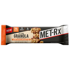 MET-Rx Big 100 Granola Bar close-up of peanut butter chocolate chip for a tasty protein snack