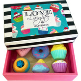 Mineral Me California cupcake bath bomb for kids with colorful fizz.