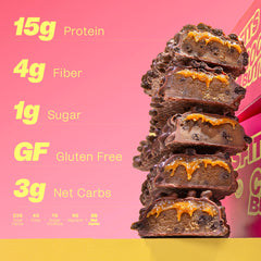 Misfits Speculoos Cookie Butter bar chocolate coating adds creamy vegan indulgence.