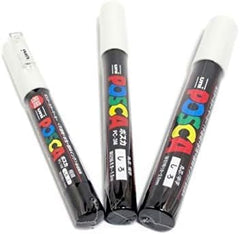 Uni POSCA White PC-3M 0.9–1.3mm nib close up for bold lines on crafts