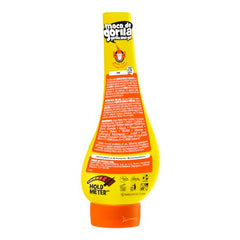 Moco de Gorila Punk gel on wet or dry hair maintains strong hold.