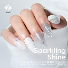 Modelones Color Window design displays the exact gel shade for fast selection.