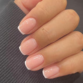 Modelones extra short nails packaging shows a complete, ready-to-wear kit for fast manicures