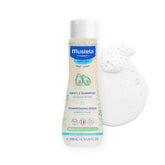 Mustela Baby Gentle Shampoo bottle pour, demonstrating easy daily use and tear-free cleansing.