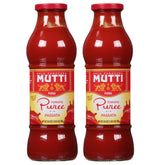Mutti Tomato Puree jar front illustrating smooth base for sauces