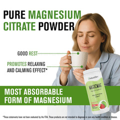 NaturalSlim MagicMag powder close-up highlighting absorption and flavor.