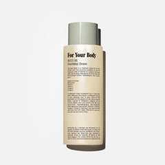 Nécessaire Eucalyptus foam close-up highlighting a refreshing herbal scent.
