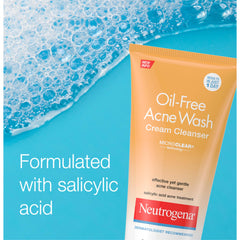 Neutrogena Oil-Free Acne Wash foamy lather shows thorough cleansing.
