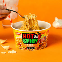 NISSIN Chili-Lime sauce close-up enhances aroma and flavor.