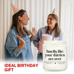 Niyewsor candle featuring a heart design for a playful 40th gift moment.