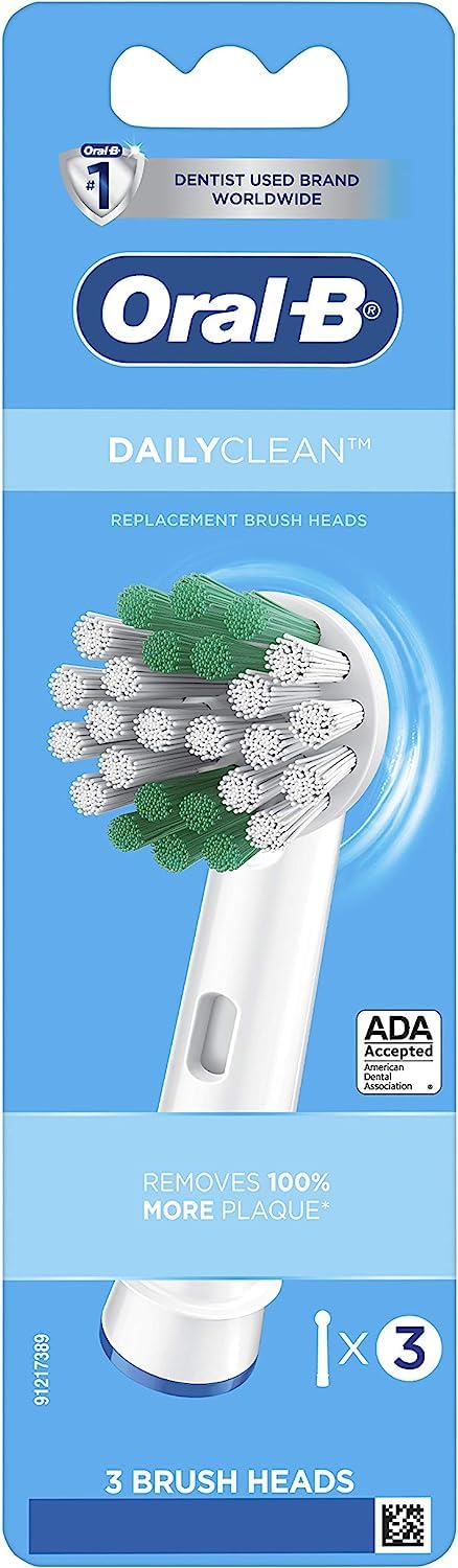 Oral-B Daily Clean head with soft bristles for gentle cleaning.