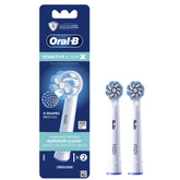 Oral-B Gum Care head closeup with ultrathin bristles for gentle gum cleaning.