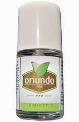 Oriundo Natural Life nail-treatment bottle ready for precise daily application.