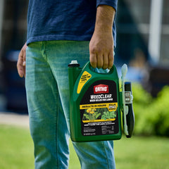 Ortho WeedClear Comfort Wand spray action ensures even coverage.