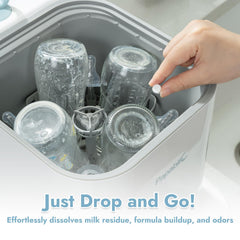 Papablic tablets in use cleaning baby bottles