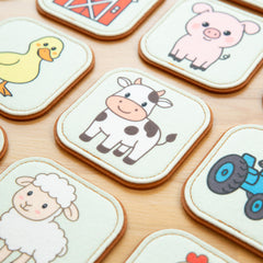 Peapod Play horse card: large, easy-to-handle piece supports toddler fine motor skills.