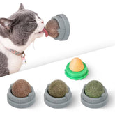 Potaroma balles cataire et vigne argentée ensemble de quatre balles aromatiques pour chats.