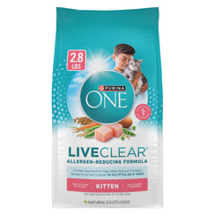 Purina ONE LiveClear kitten food with real chicken supports allergen reduction by day 21.