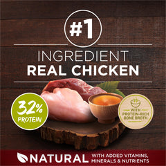 Purina ONE True Instinct close-up highlights real chicken and duck ingredients.