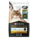 Purina Pro Plan LiveClear Senior Cat Food 7+ bag front showing allergen-reducing formula for seniors.
