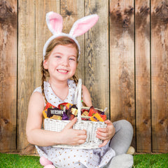 QUEEN JAX milk, dark, and white chocolate varieties ideal for baskets.