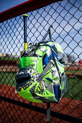 Rawlings Remix 25 inch neon bat supports lightweight handling for players ages 7 and under