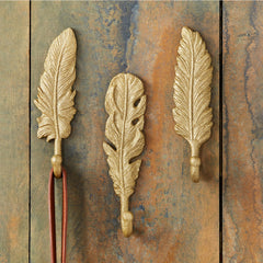 Rust-Oleum 301495 glitter on metal showcases bold shimmer for home projects.