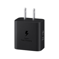 Samsung GaN technology enables a smaller, powerful charger for on-the-go use.