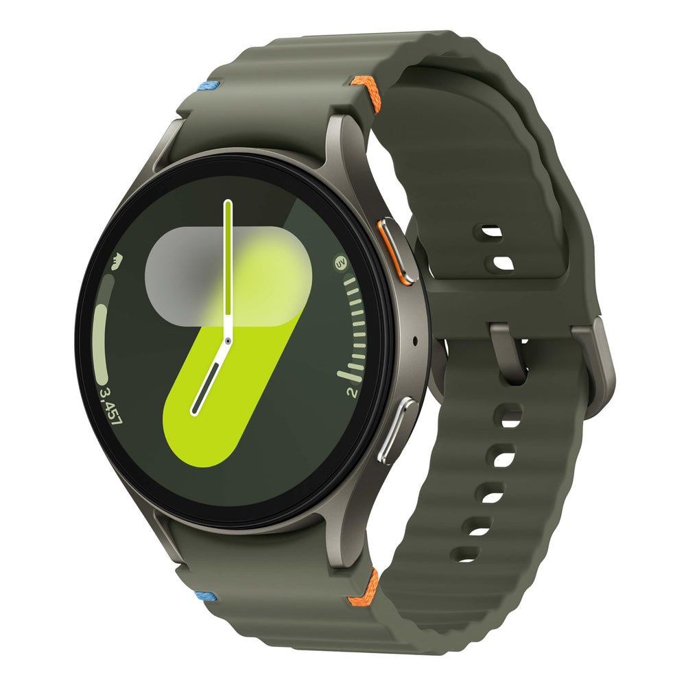 Samsung Galaxy Watch7 green front view, stylish wearable for daily use.