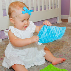 S&T INC Crinkle Squares – soft crinkle fabric for tactile exploration.