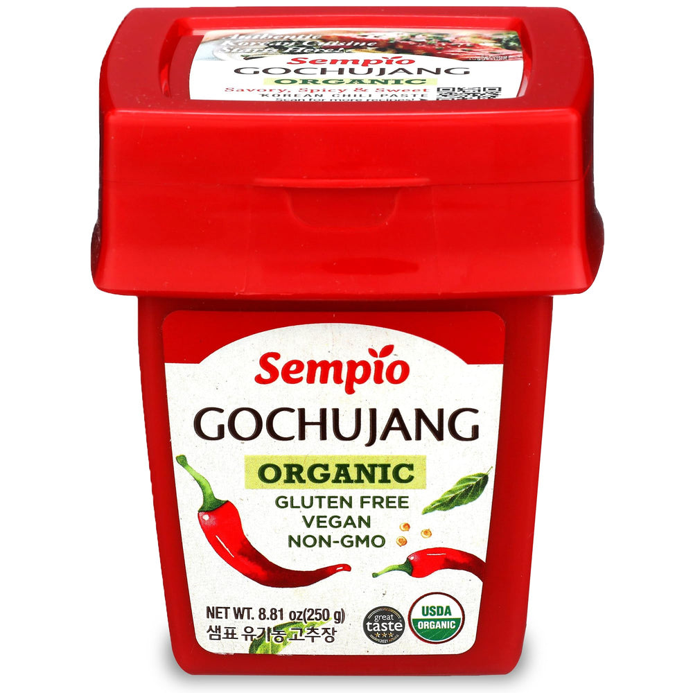 Sempio Gochujang organic sun-dried peppers bottle highlighting authentic flavor