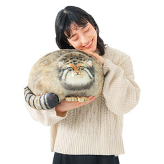 Sew Butiful Pallas Cat 18in close-up fabric, skin-friendly material for gentle hugs.