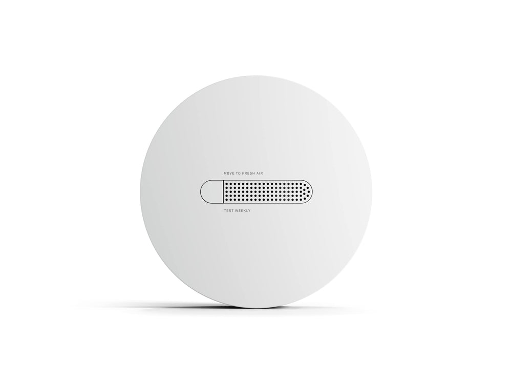 SimpliSafe Smoke & CO Detector front view with real-time alerts.