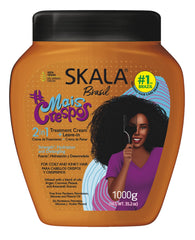 SKALA Mais Cachos bottle close-up emphasizing moisturizing formula for curls