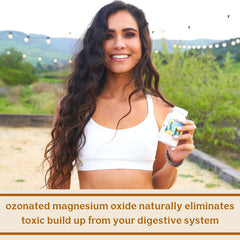 Solluna Detoxy oxygen magnesium oxide bottle close-up for a non-laxative detox