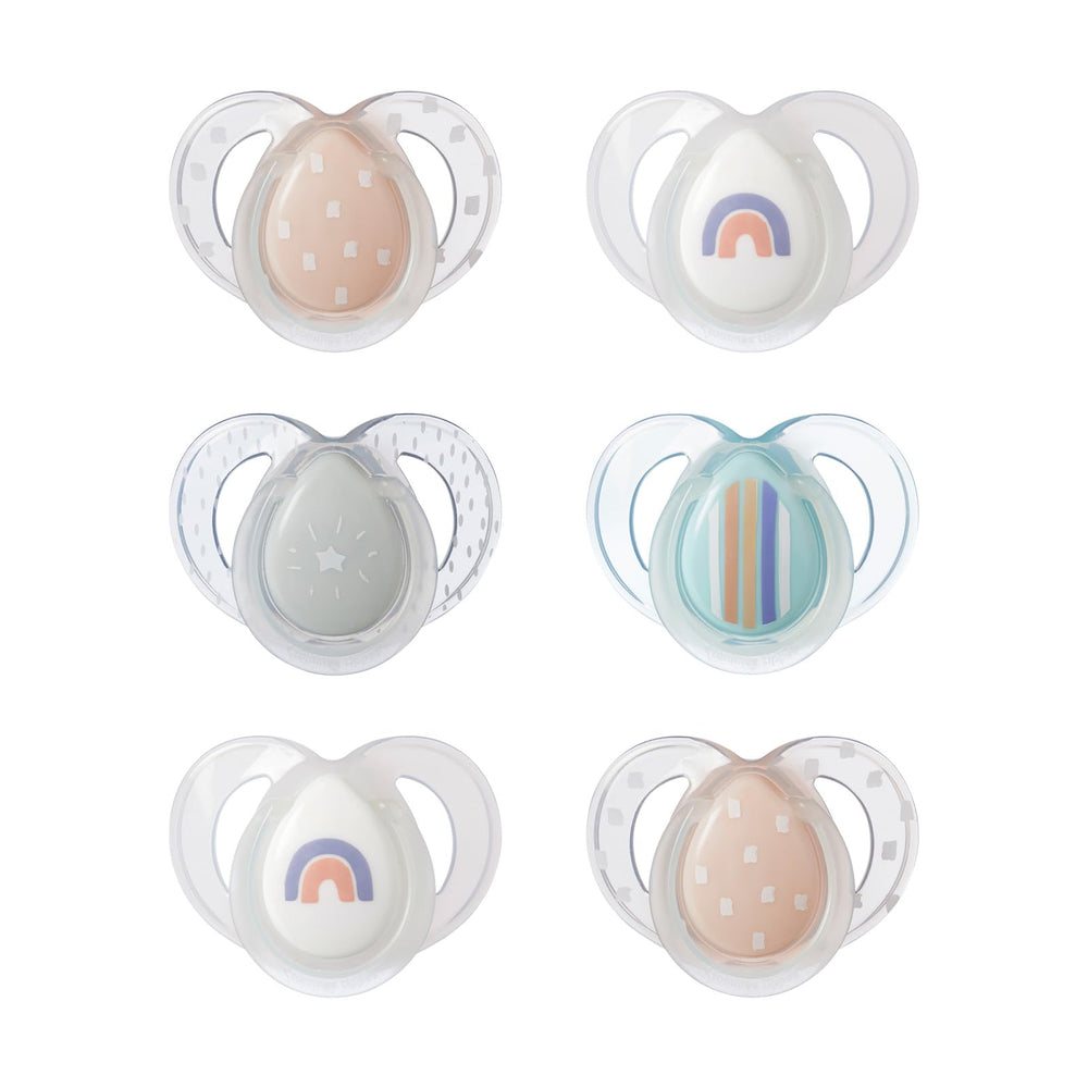 Tommee Tippee Night Time Pacifier glows in the dark for easy nighttime locating.