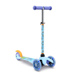 Voyager Bluey scooter side view showing balanced stance for kids