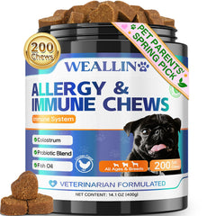 WEALLIN Dog Allergy Relief Chews bottle showing daily probiotic and omega-3 support for skin health.