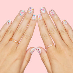 xo, Fetti Kids Nail Stickers: butterflies and fruits for colorful DIY mani at home