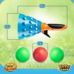 YoYa Toys green and red balls for bright, engaging play.
