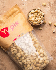 Yupik macadamia nuts, fiber-rich snack, supports mindful snacking.