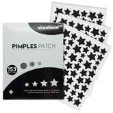 ZHAOLIESM Black Star Patch on the face provides discreet daytime coverage for blemishes.